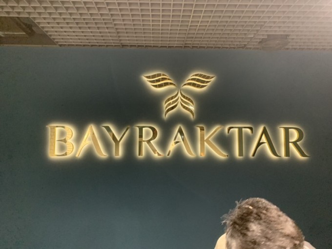 Объемные буквы из нержавеющей стали