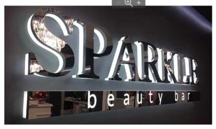 Об’ємні букви з контражурним підсвічуванням